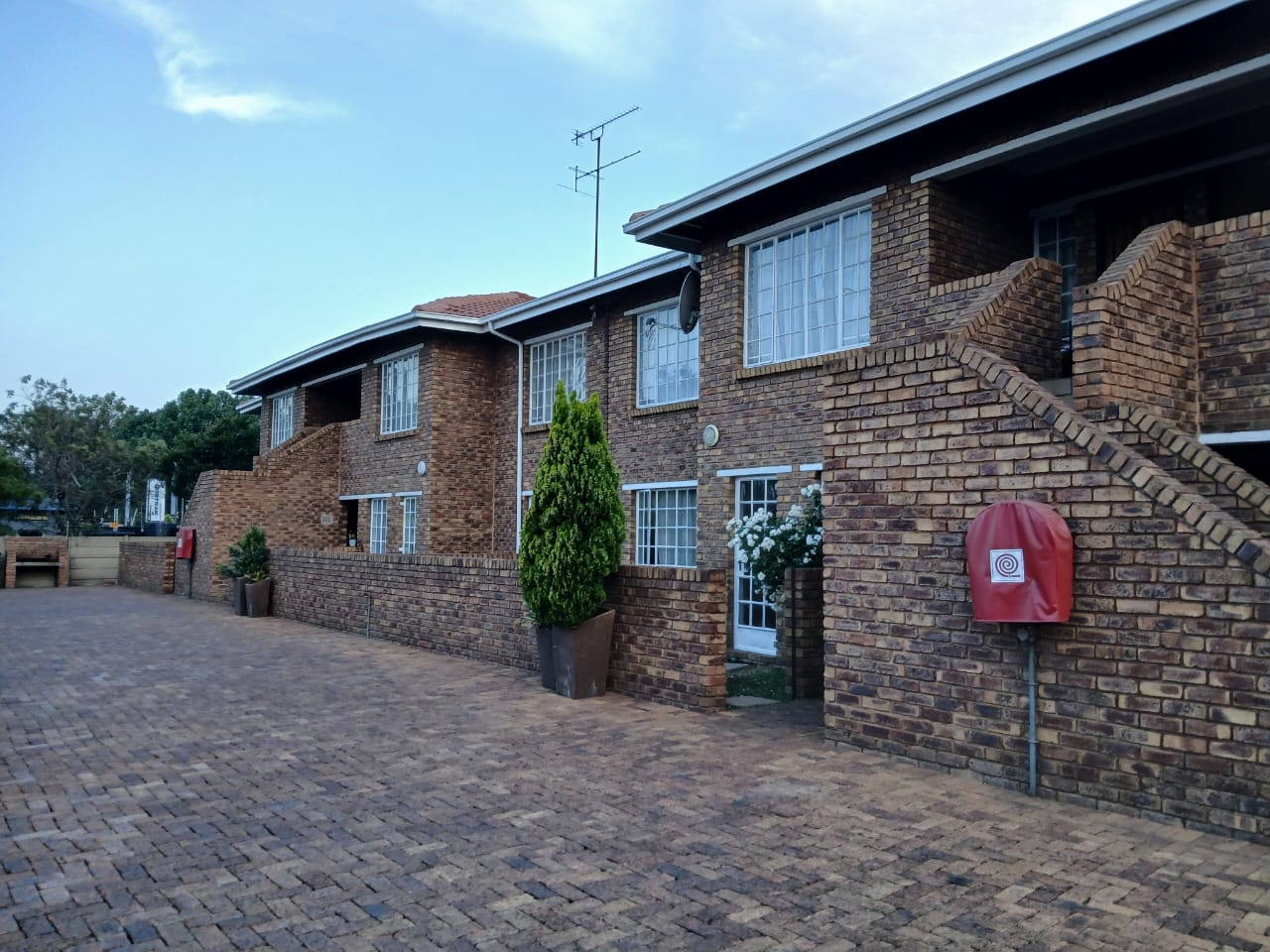 To Let 2 Bedroom Property for Rent in Aberdeen Eastern Cape